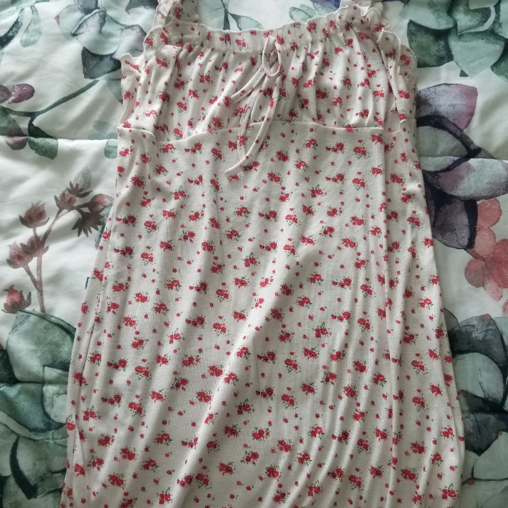 Cute floral pattern dress
